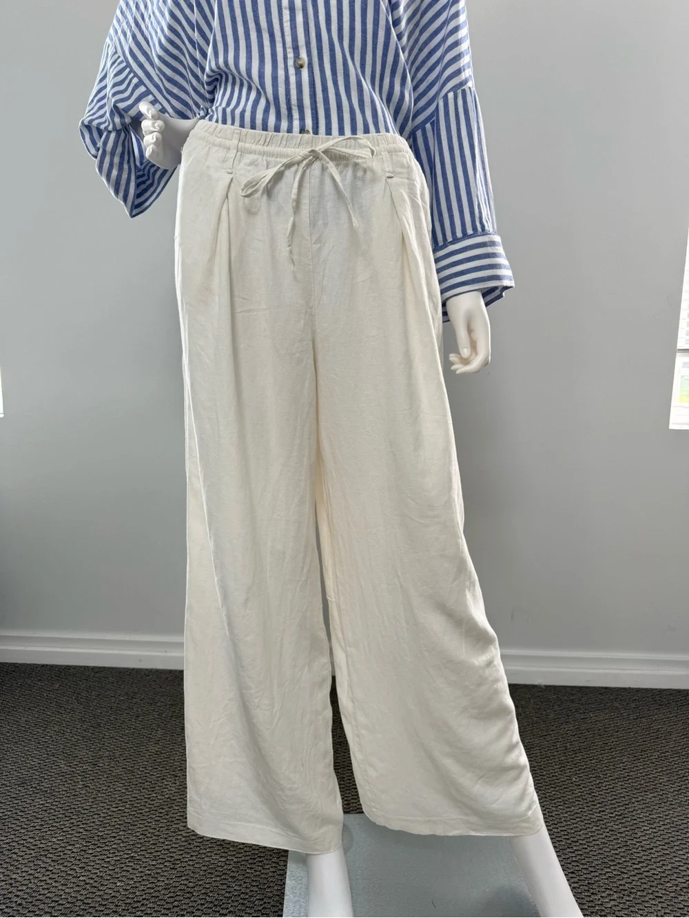 Zara Oyster White Wide-Leg Drawstring Pants